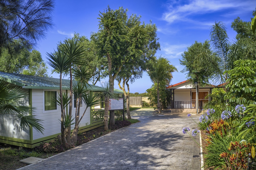 Camping El Faro. Camping en Conil de la Frontera. Bungalows .