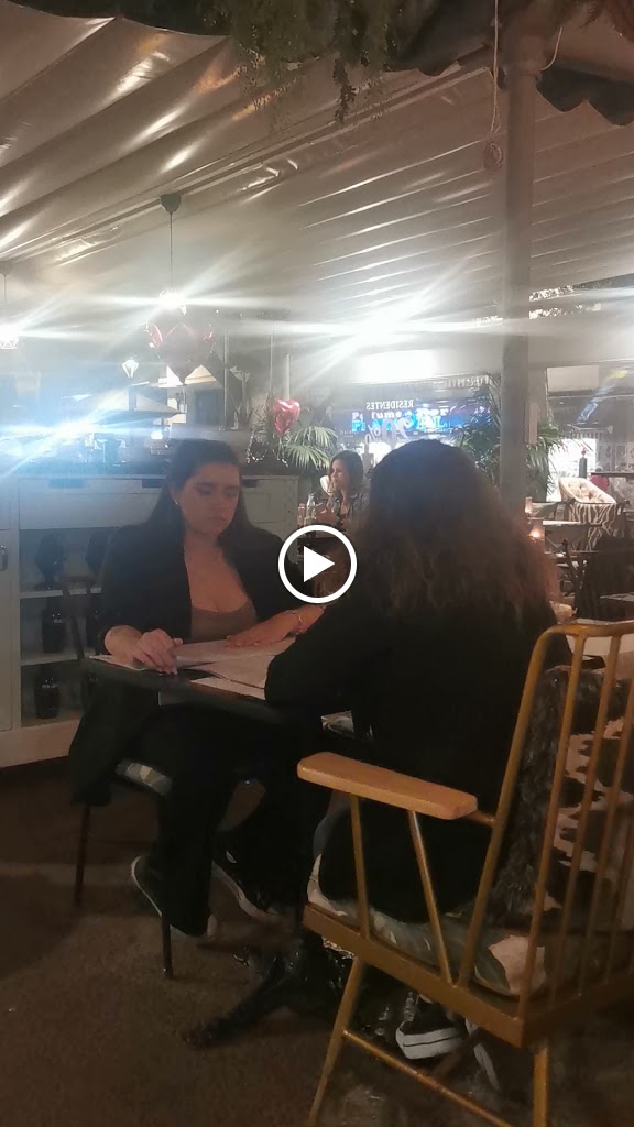 Compostelana Club Cafe — Ambiente