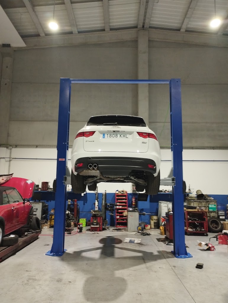 RUIZ AUTOMOCIO — Taller