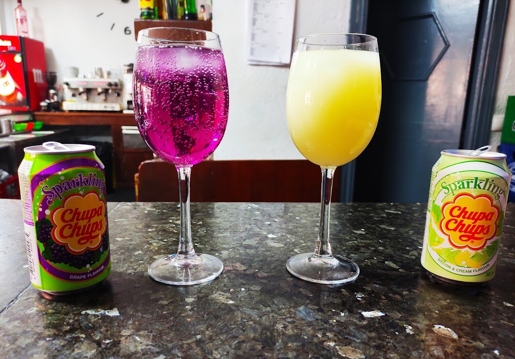 BAR FINAL — Comida y bebida