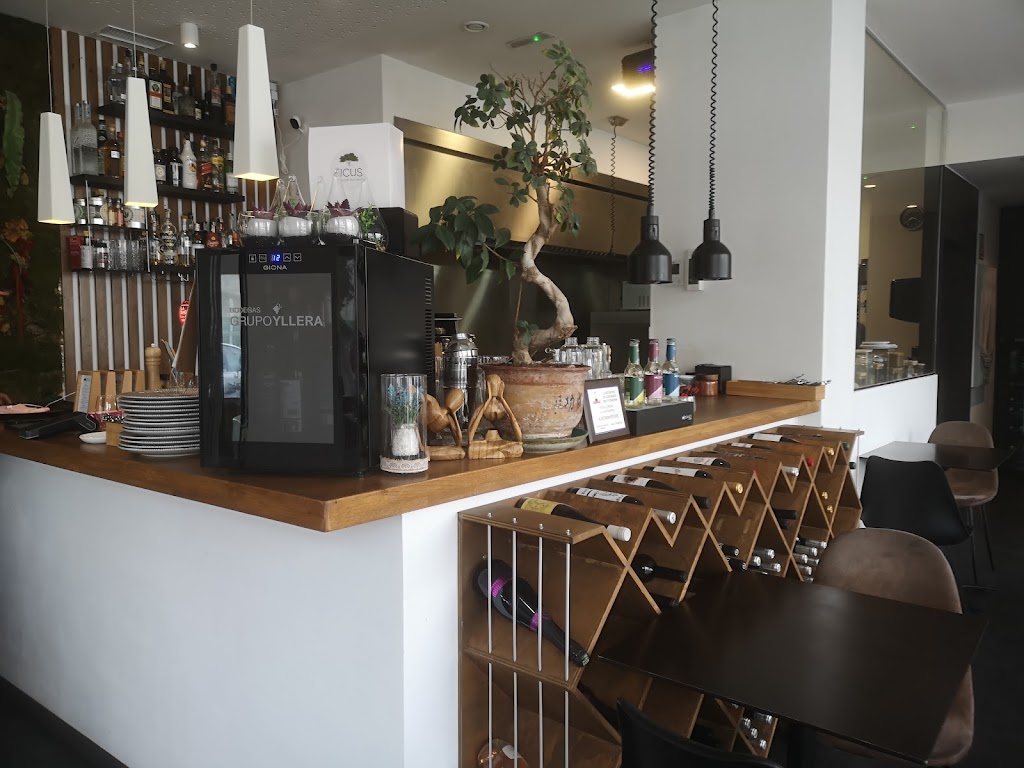 FICUS FOOD LAB & RESTAURANT