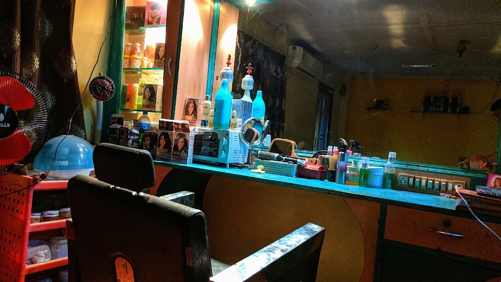 Janhvi Beauty Parlour