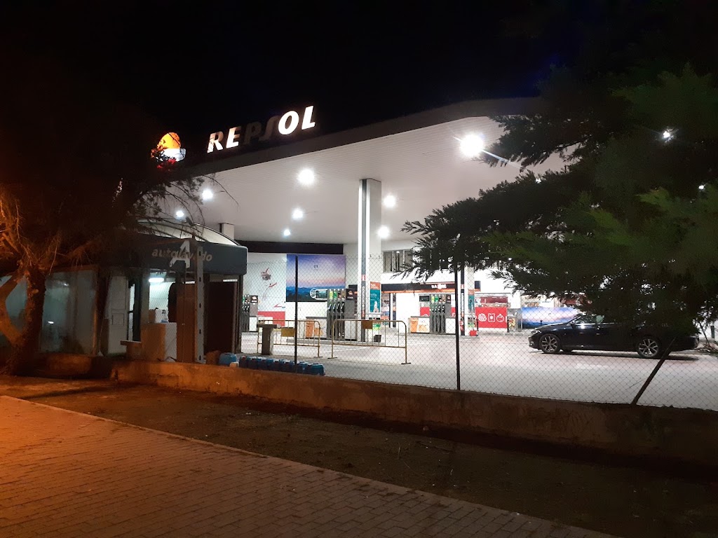 Estacion de Servicio Repsol — Estacion de servicio