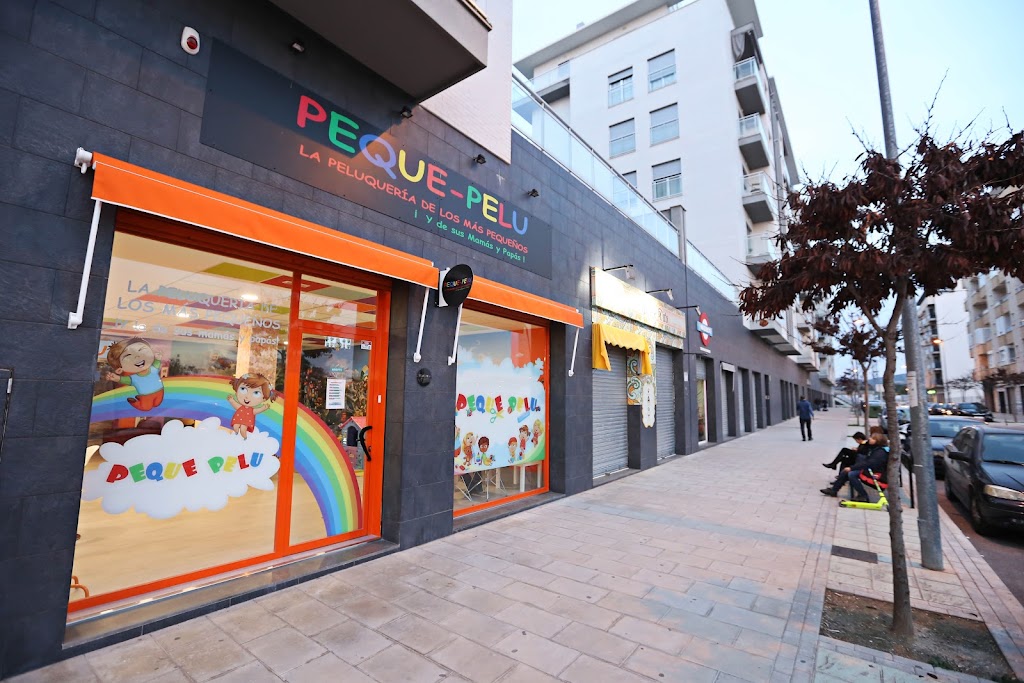 PEQUE-PELU — Exterior