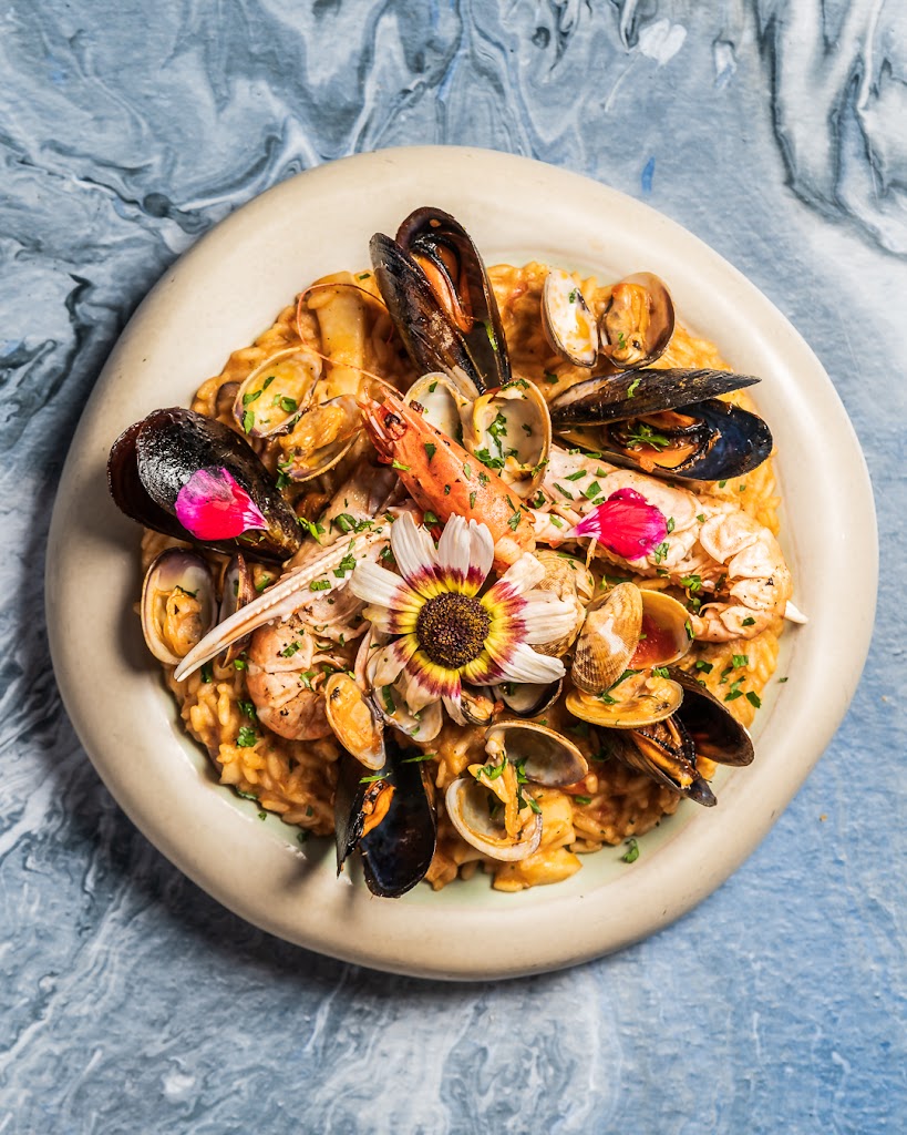 Nero Sul Mare — Comida y bebida