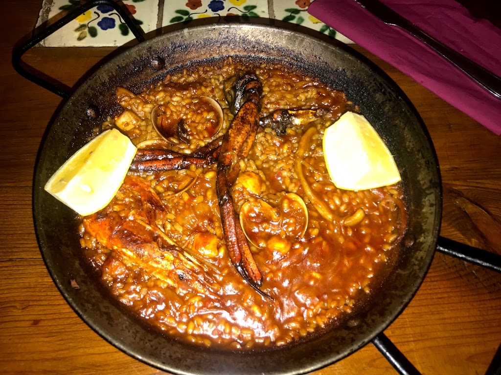 La Rosa Restaurant — Paella
