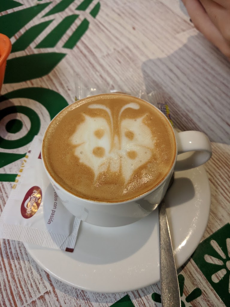 Cafeteria Argolide — Capuchino