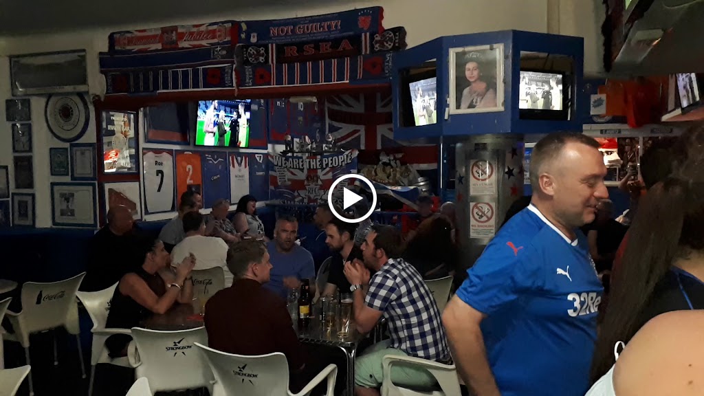 Ibrox Bar Tenerife — Ambiente