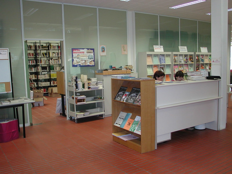 Biblioteca del Centro Civico Lakua