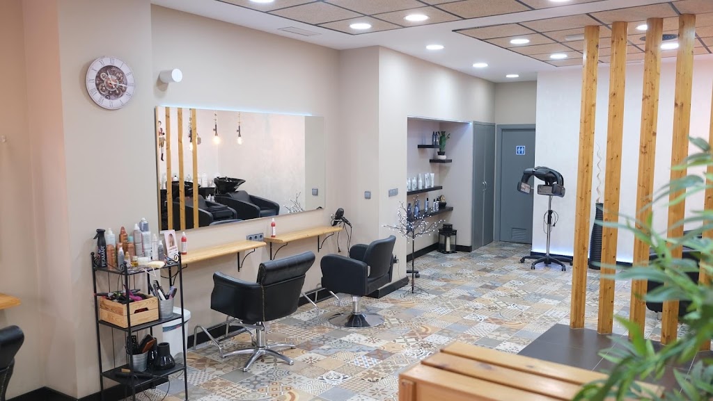 Kedhara Hair Studio — Del propietario