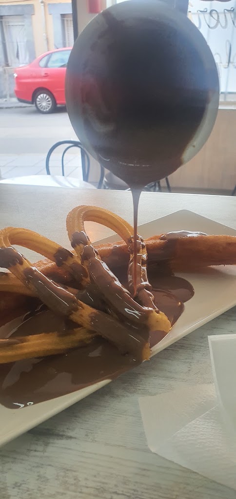 Churreria la killa el escorial — Comida y bebida