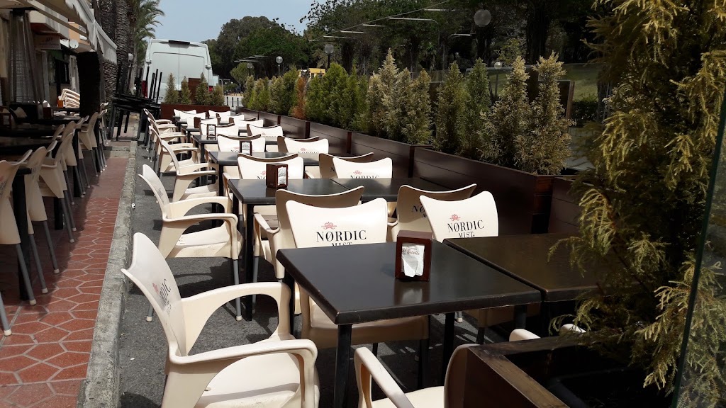 Restaurante El Establo — Ambiente