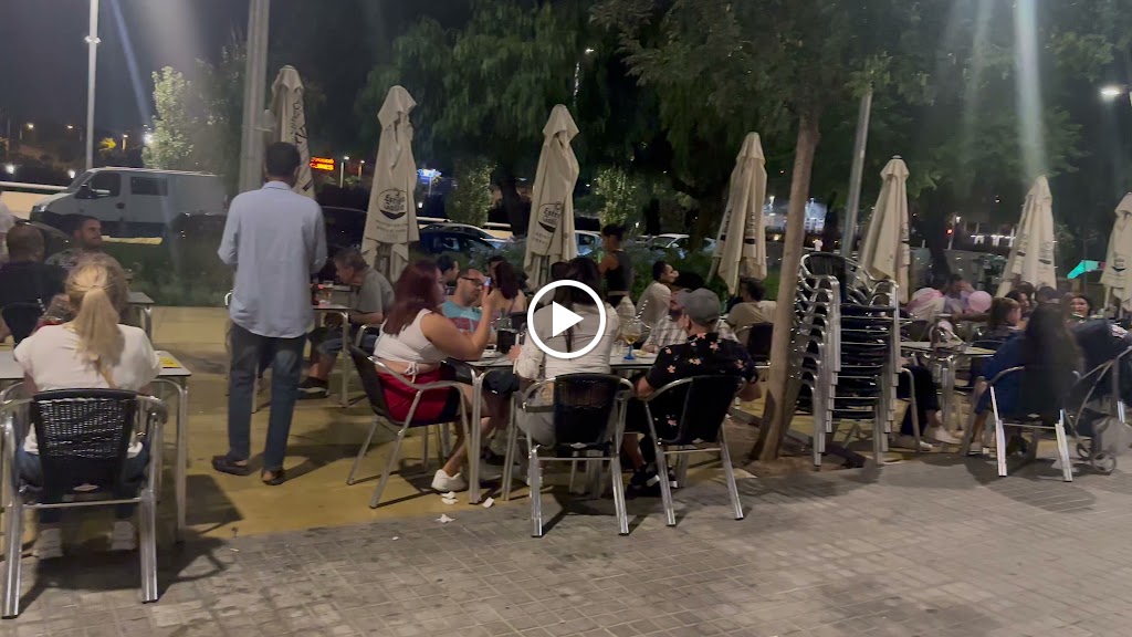 Quiero Mas Bar & restaurant — Videos
