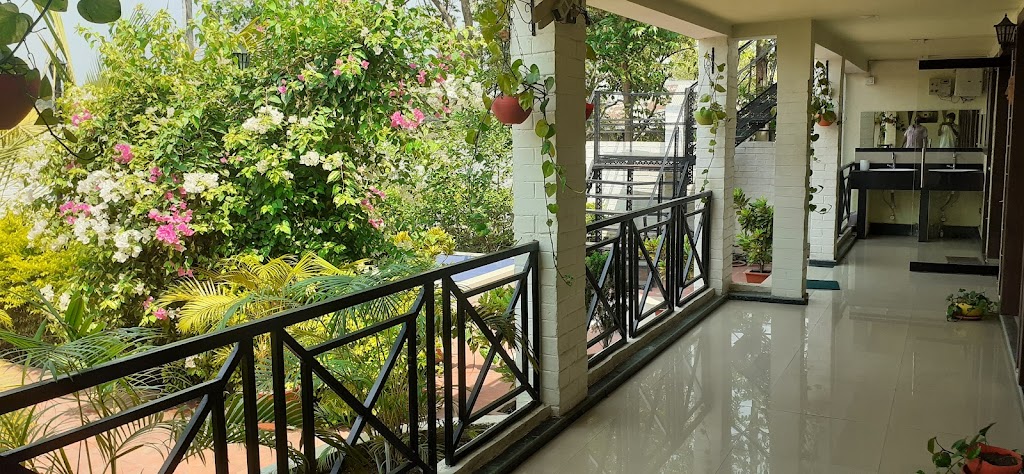 Lalpahari Guest House Suri Birbhum Wb India