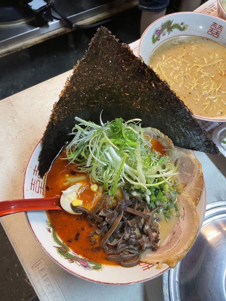 丸吉左衛門東京醬油豚骨拉麵 的照片