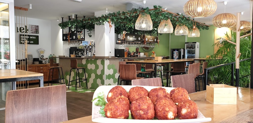Canalmono — Comida y bebida