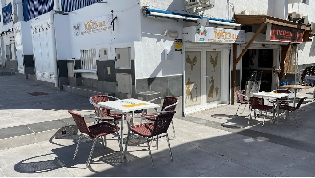 TONY'S BAR