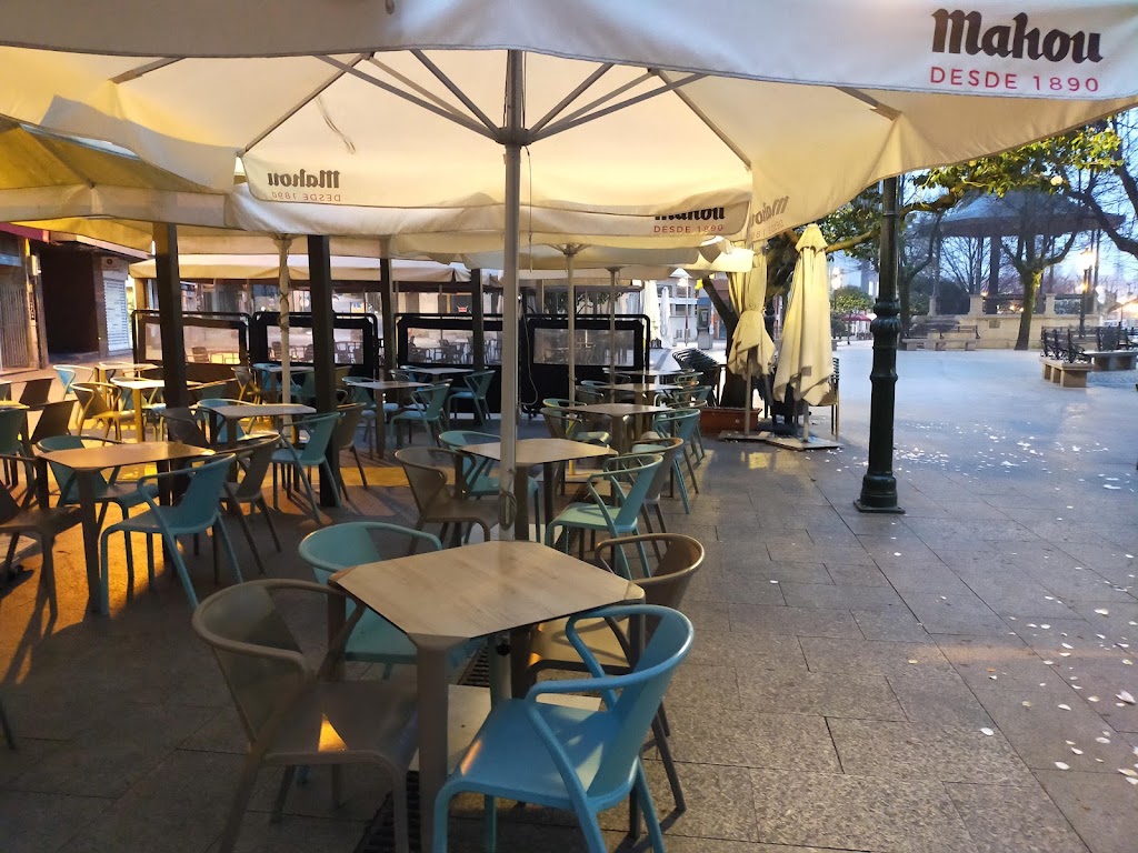 Cafeteria alameda Marin — Ambiente