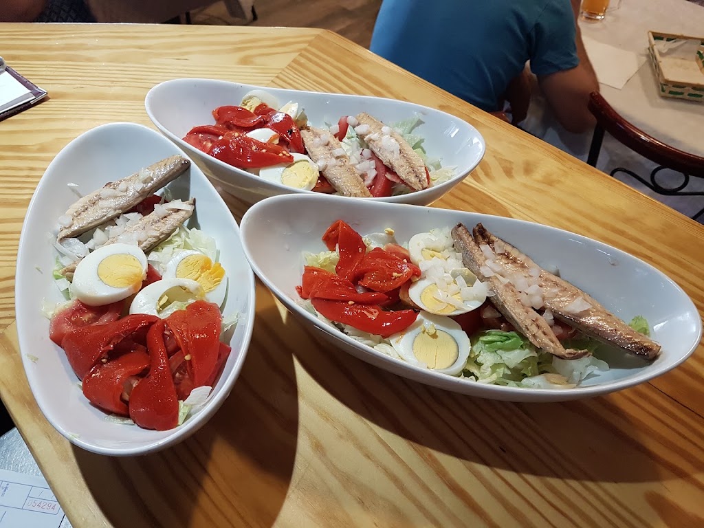 Casa Carpin Restaurante - Tapas — Comida y bebida