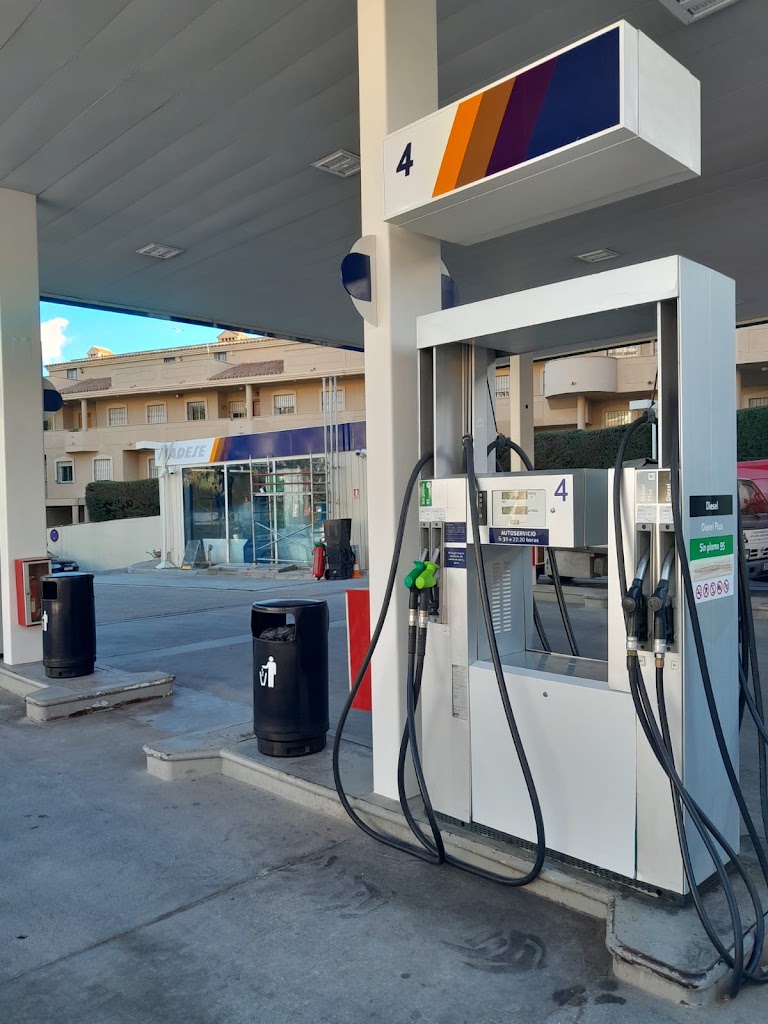 Estacion de Servicio Madese — Del propietario