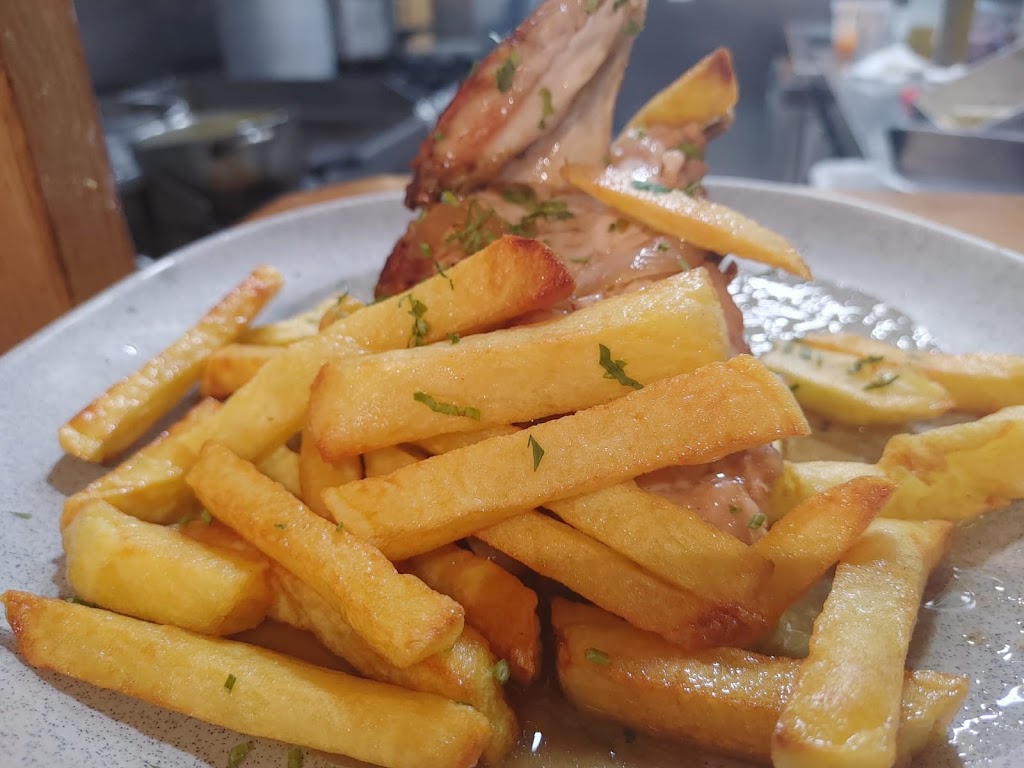 La Goleta Gastrobar — Papas fritas