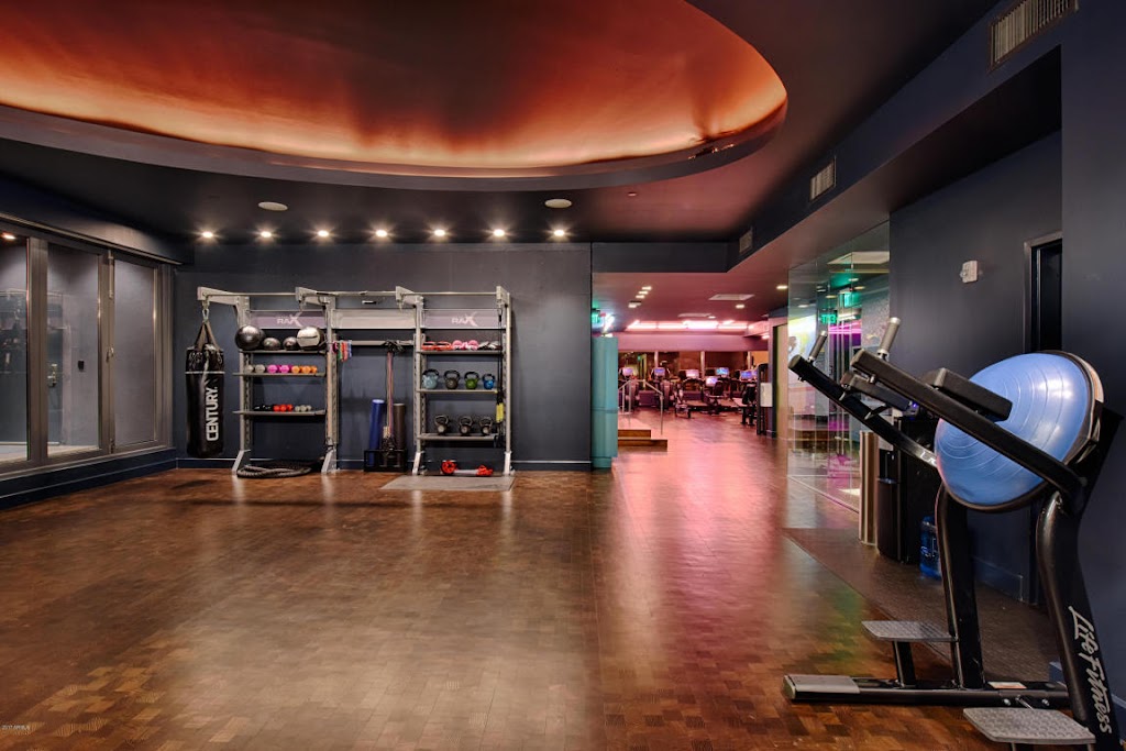  Lucas James Celebrity Personal Trainer