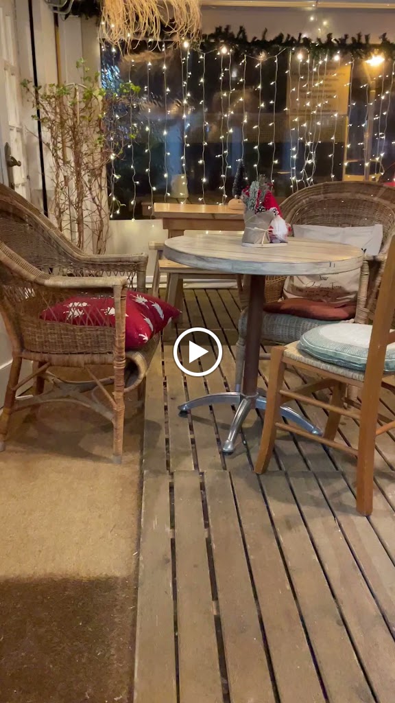 Sama Sama Veggie -Brunch&Restaurant- — Ambiente