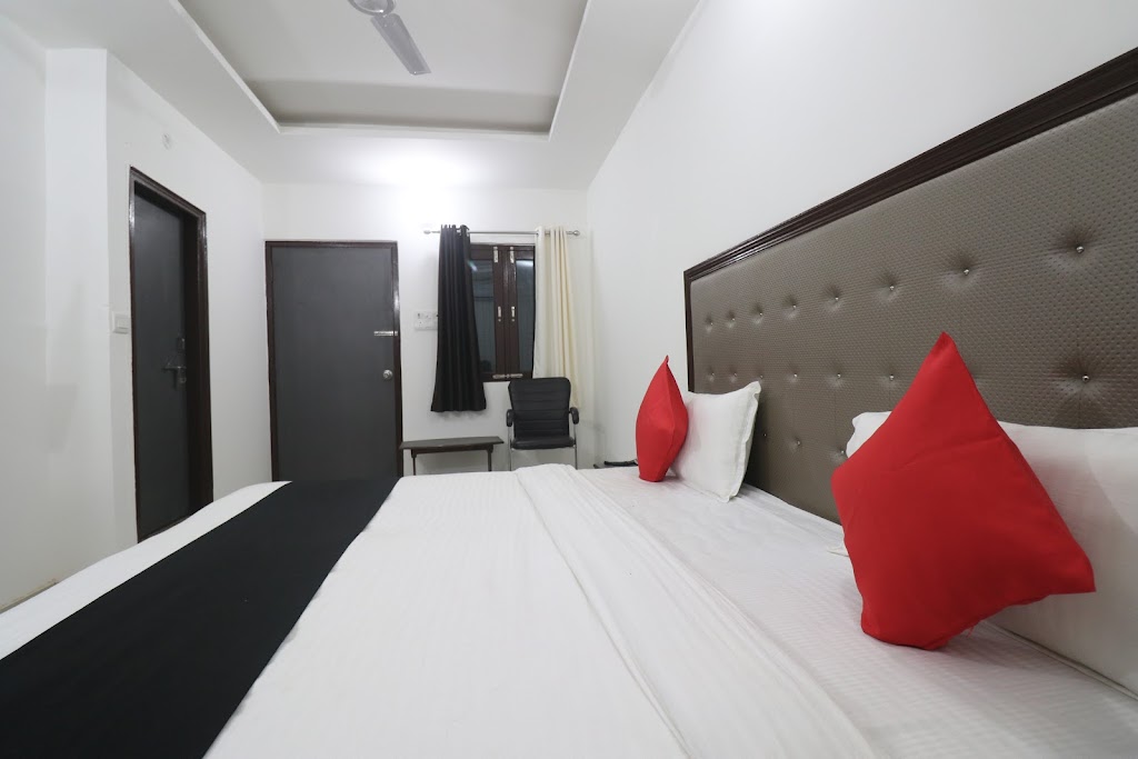 The Divine Hotel