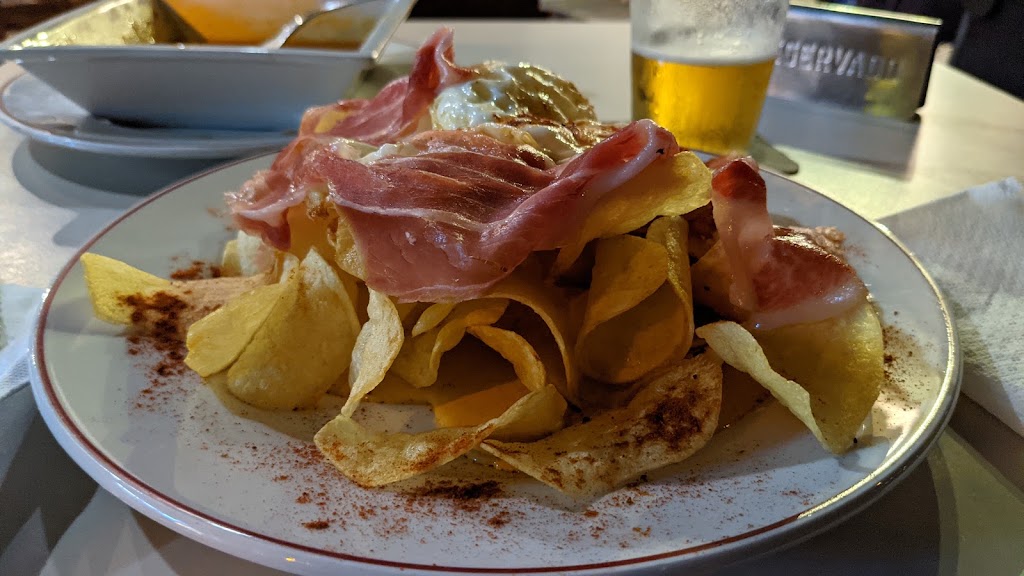 El Zaguan — Comida y bebida