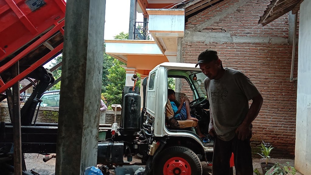 Bengkel Mbah Dol