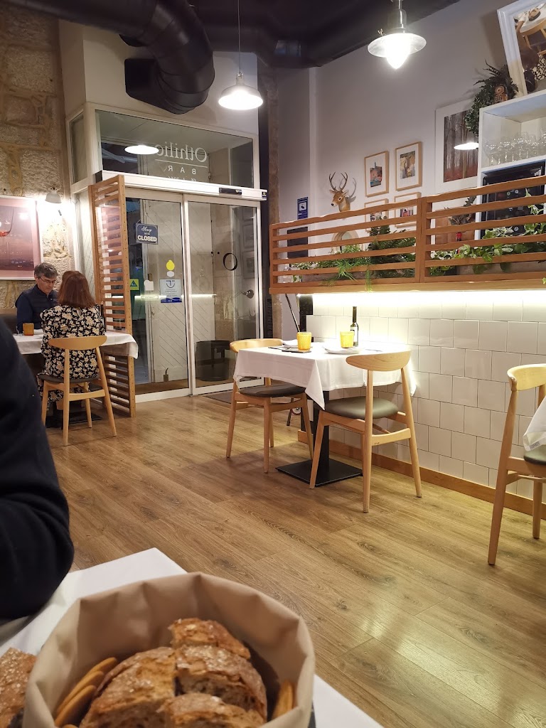 The Othilio Bar — Comida y bebida