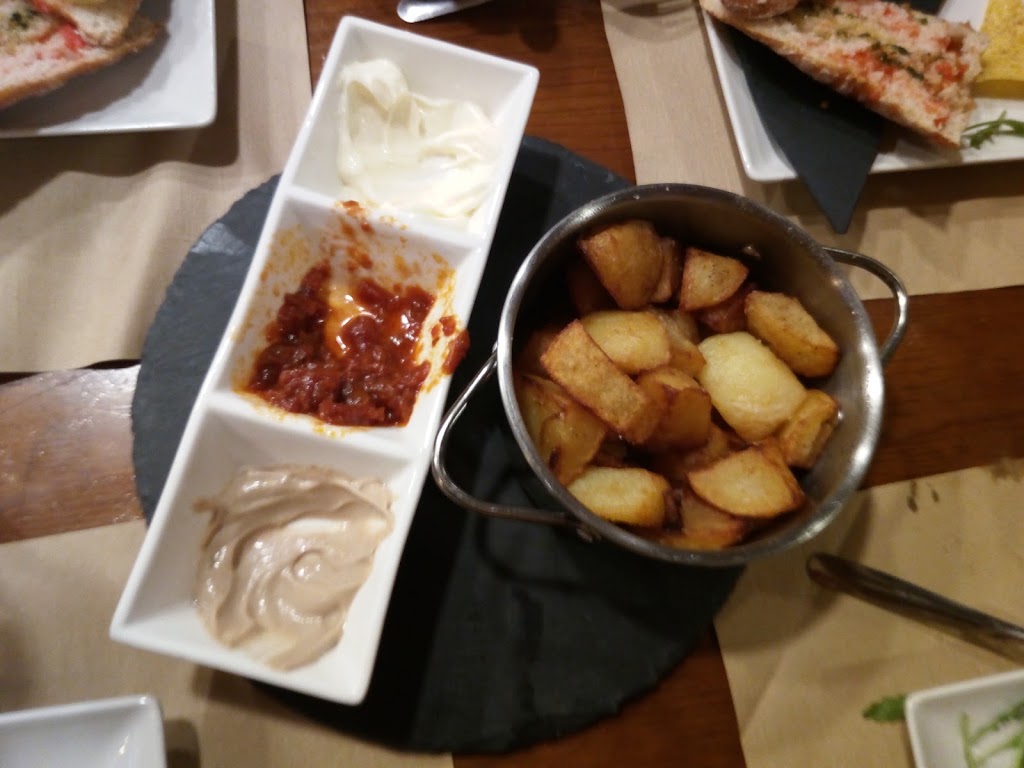 Boca-Boca Bistro Granollers — Patatas bravas