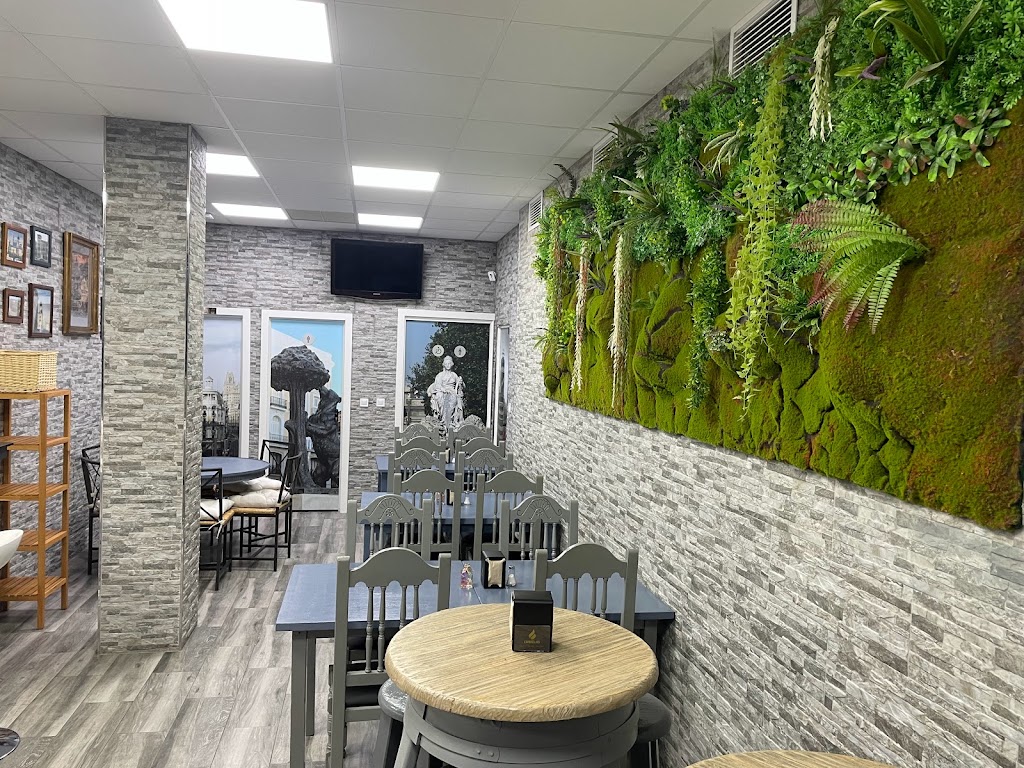 Taberna Latitud Madrid — Ambiente