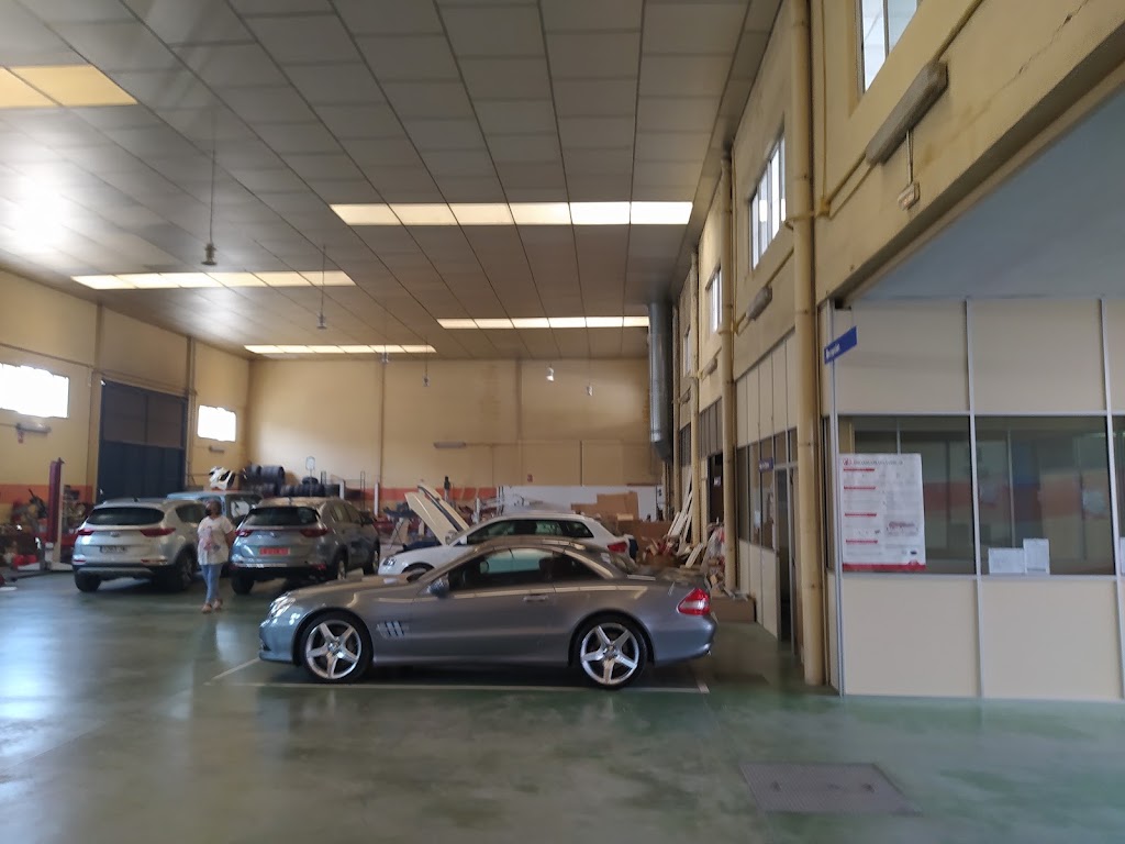 Ulsan Motor — Interior