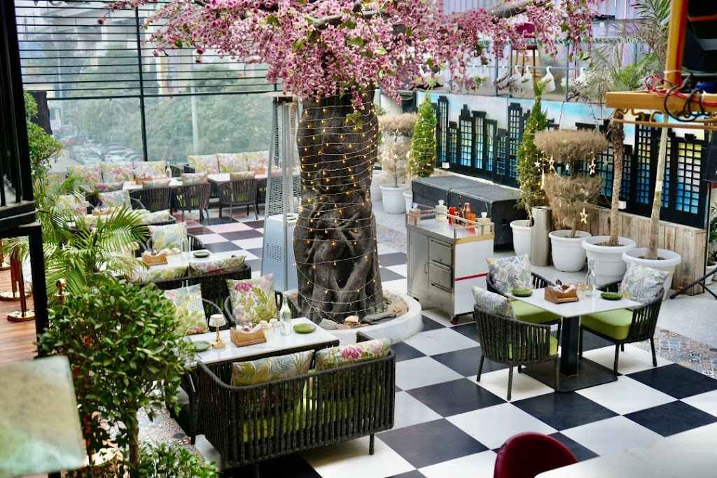 The Beer Garden Noida Best Restaurant In Noida