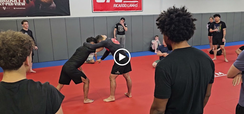  UFC GYM Naperville