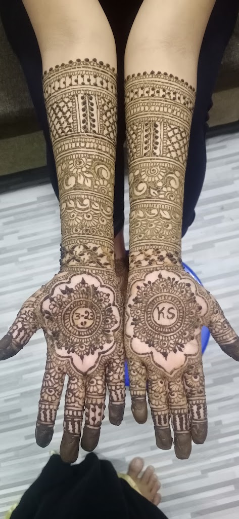 Ma Ruhi Beauty Parlour