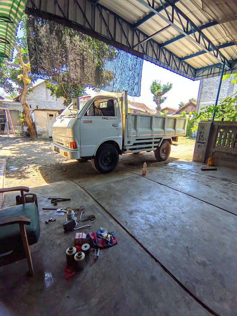 bengkel Mobil P.Parlan/Cak LAN
