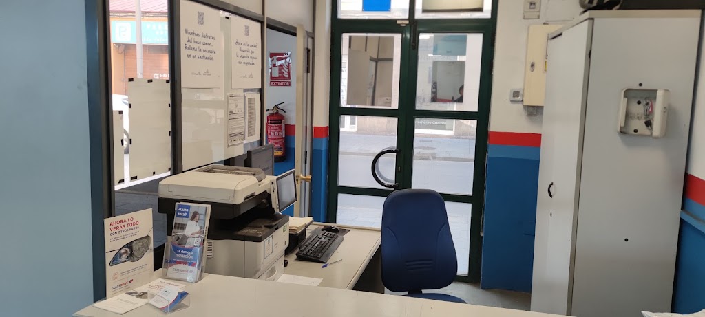 Glassdrive Aviles — Interior