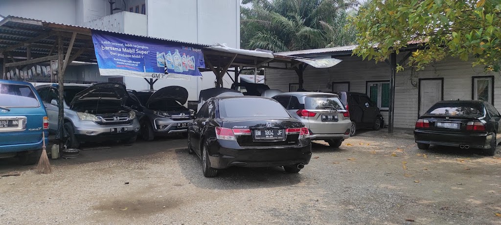 BENGKEL MOBIL GM 21
