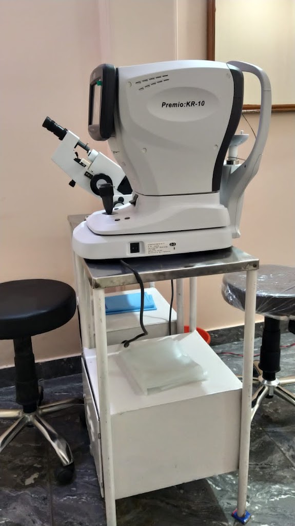 Dayal Eye Centre Sector 15 Best Cataract Retina Care