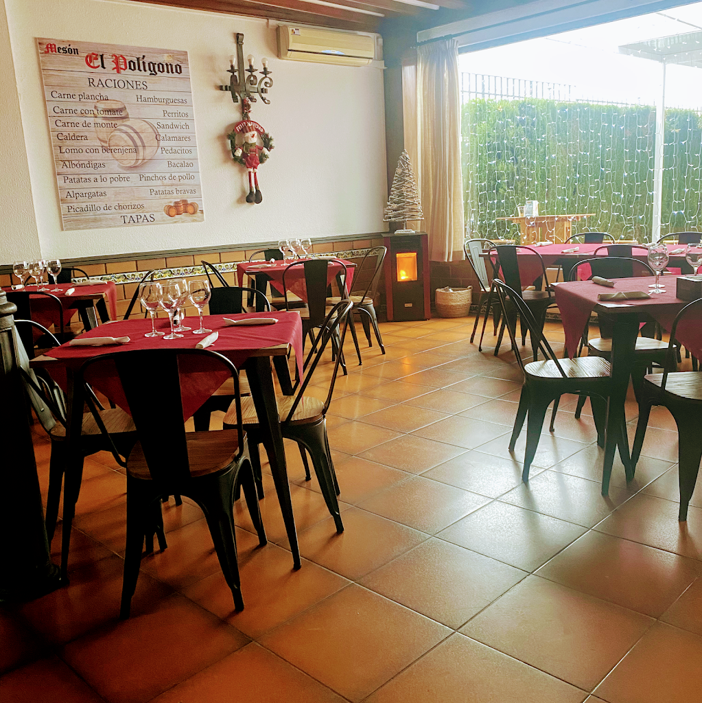 Meson El Poligono — Ambiente