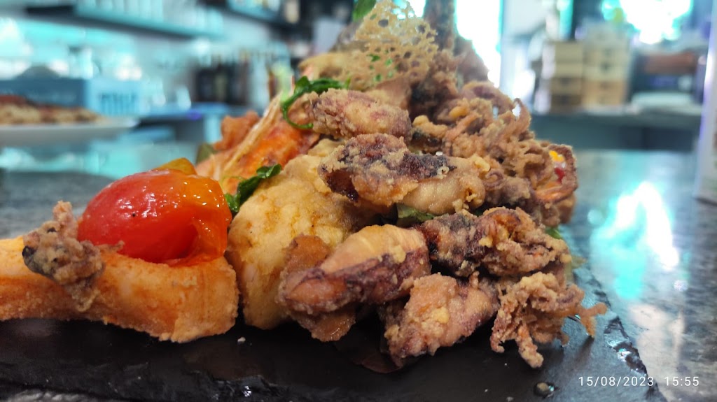 Restaurante Chapo — Comida y bebida