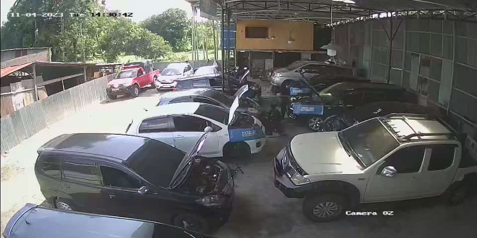Edin Motor balaibaru ( spesialis nissan & toyota padang)