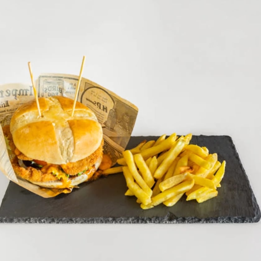 Tik Tak (Bar Cafeteria) — Comida y bebida
