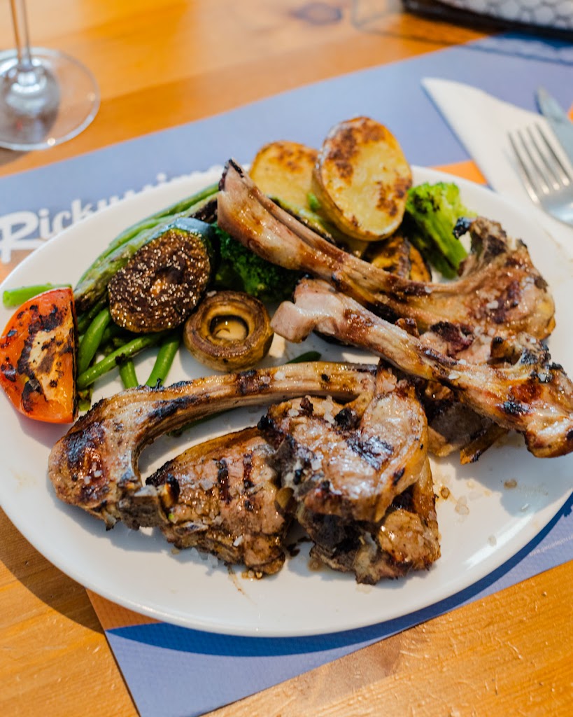 Rickyssimo Ibiza — Comida y bebida