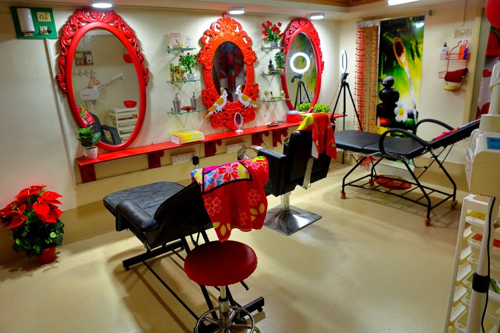 Hi Tech Beauty Parlour Kovilpatti