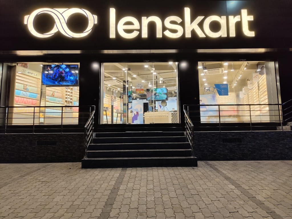 Lenskart Com At Info Park Road Cochin