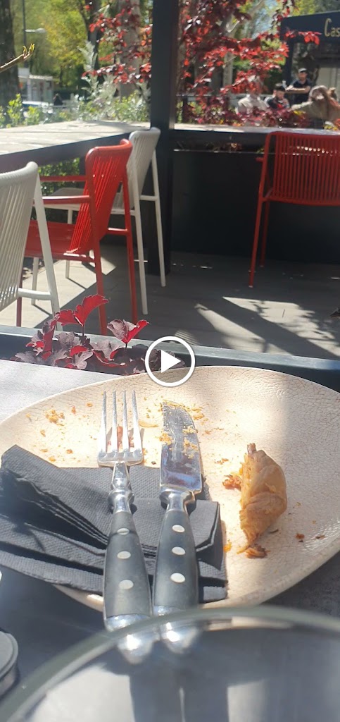 Cafeteria Baralia — Videos