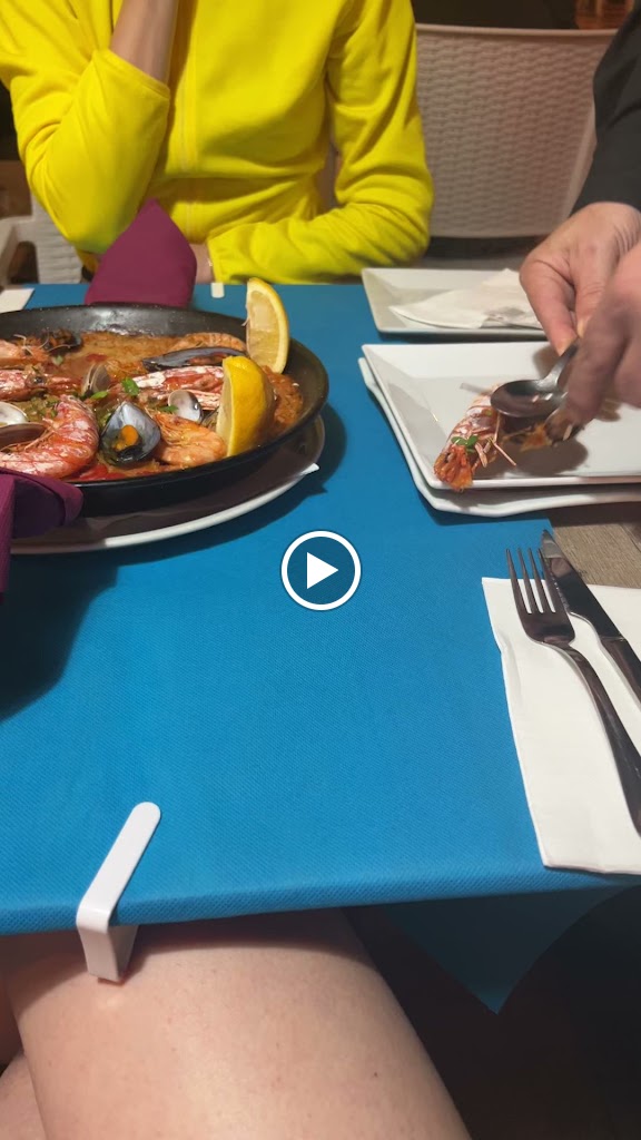 Restaurante La Marea & Copacabana Cocktail Bar — Videos